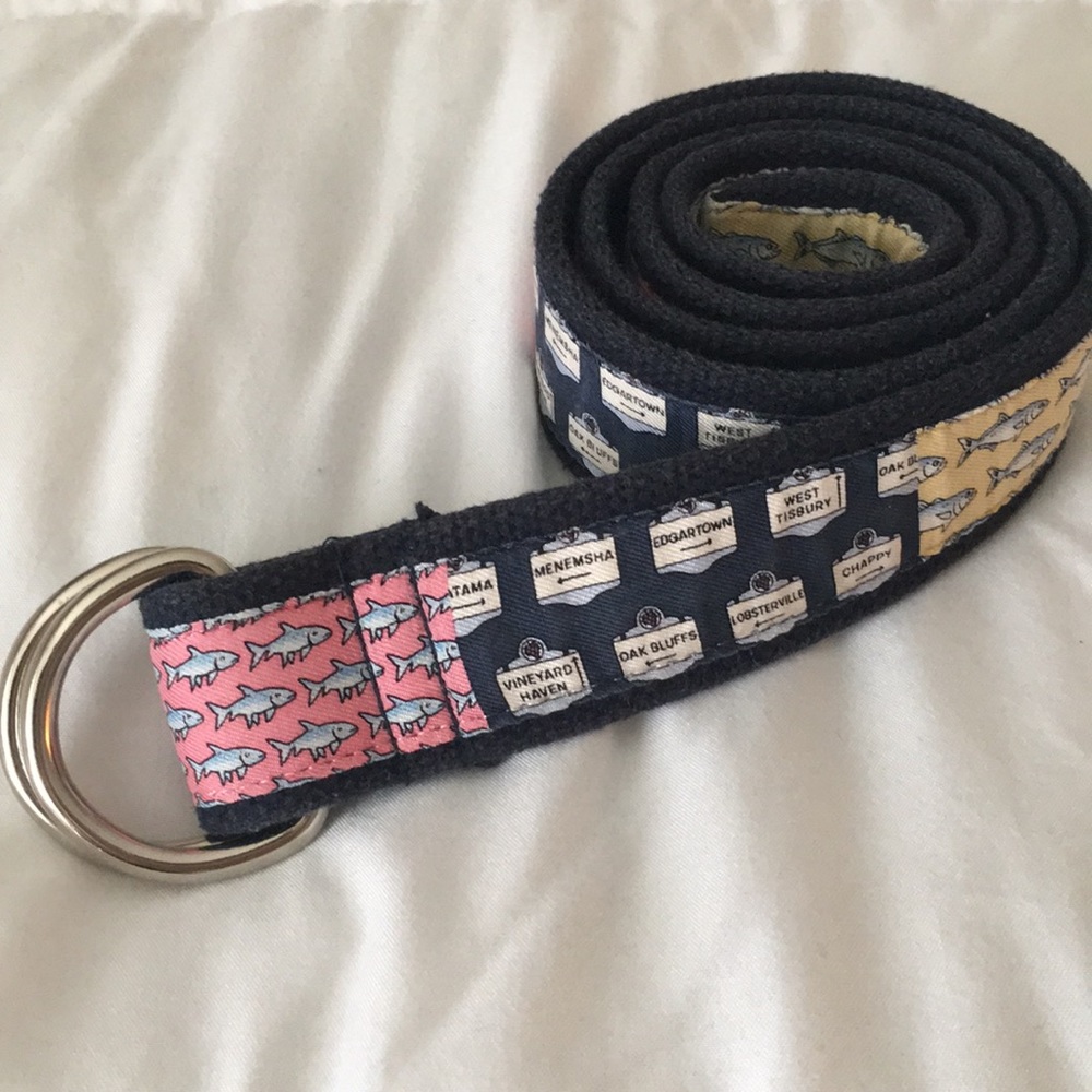 ☀️-DAY SALE! Vineyard Vines belt size medium